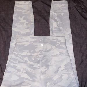 Wunder Under High-Rise Tight 25” Luxtreme